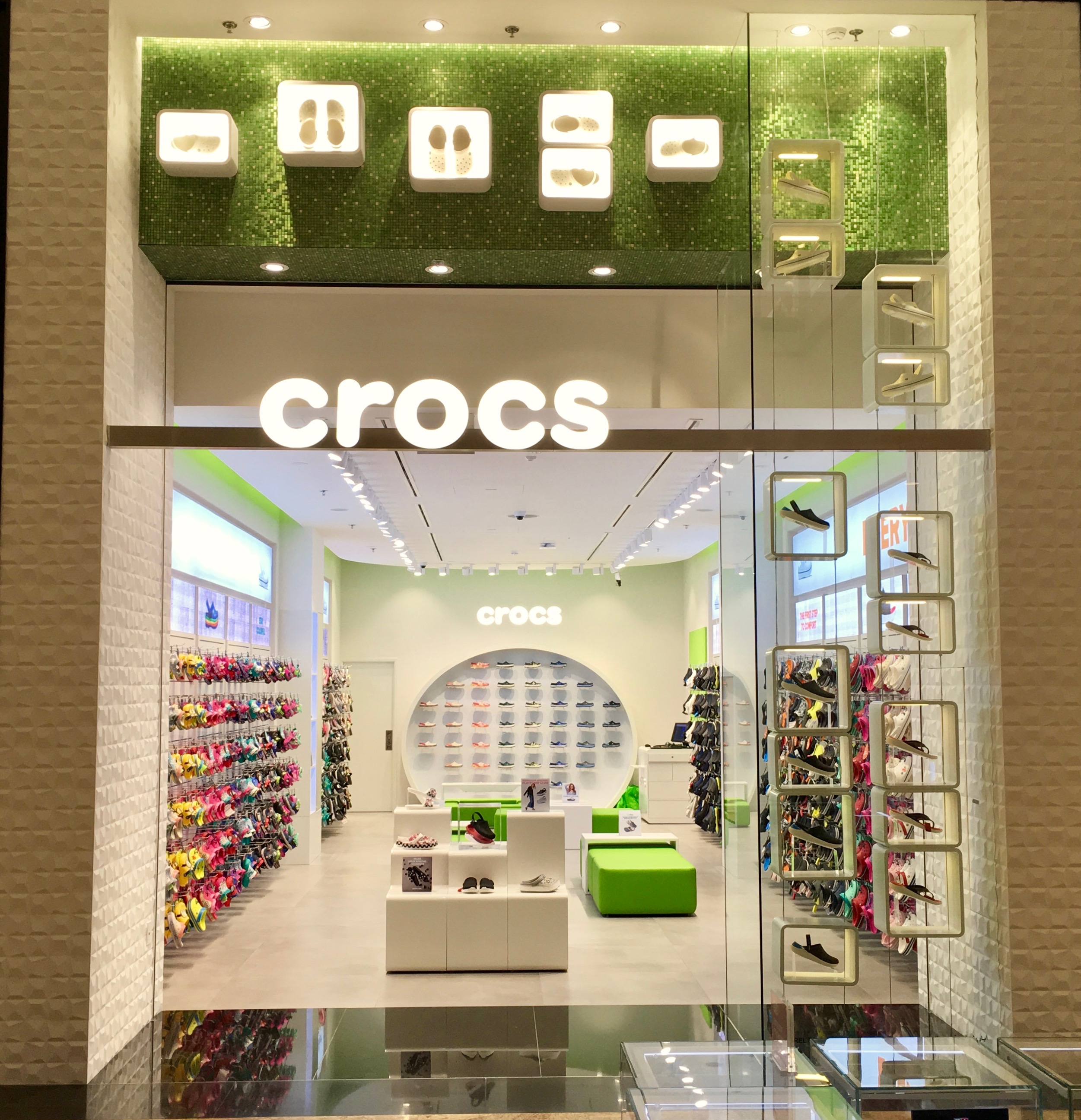 crossfit crocs